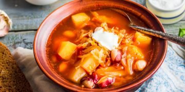 Борщ со сметаной