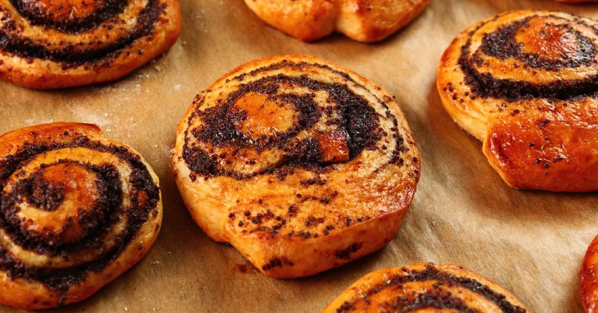 Булочки с маком