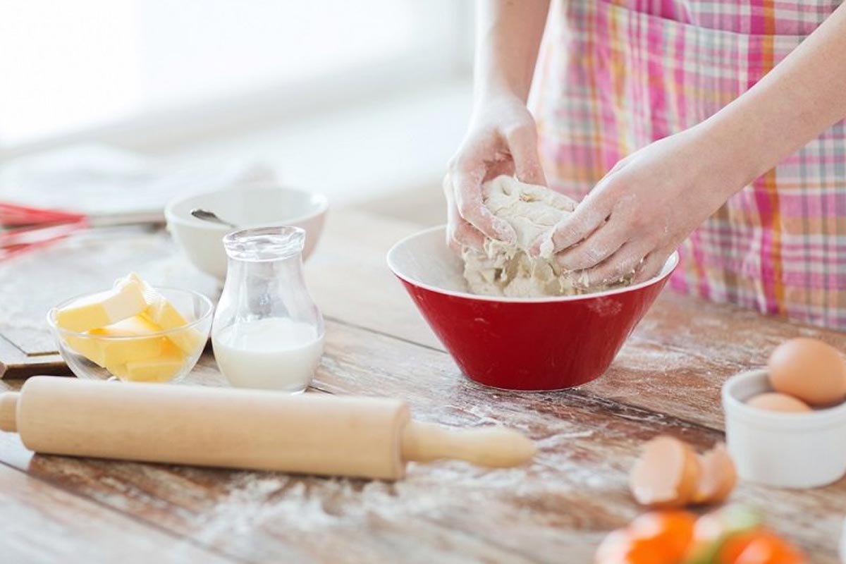 Быстрые пирожки на дрожжах