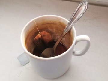 Чай в маленьких пакетиках