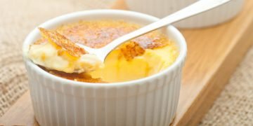 Десерт крем-брюле