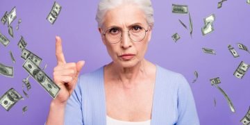 действия женщины