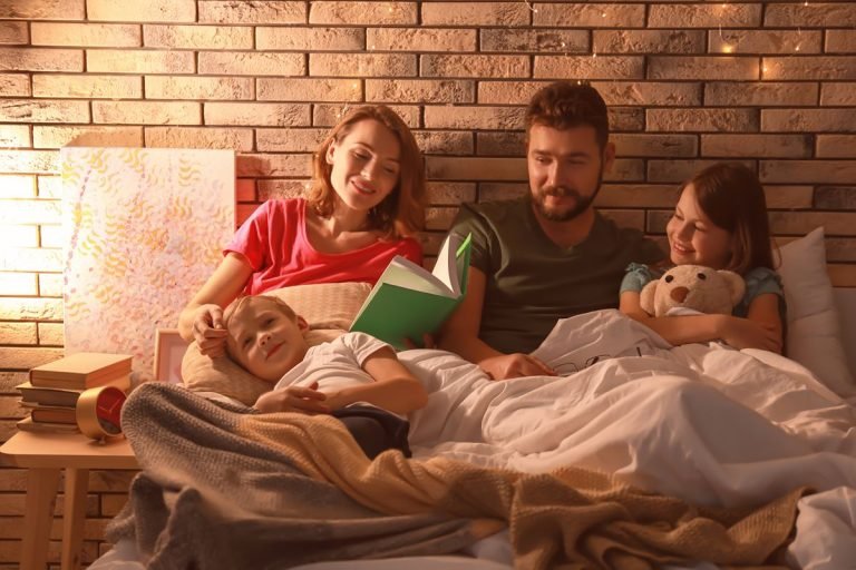Игры для детей и родителей, которые можно играть в темноте