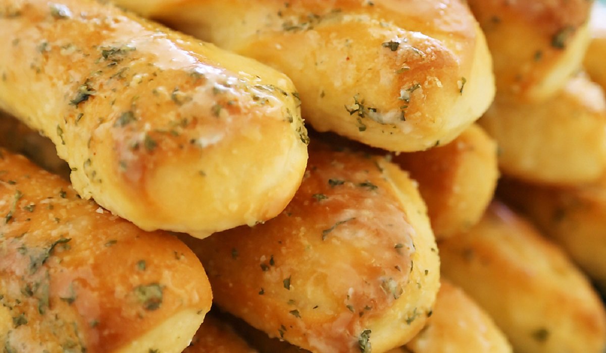 итальянские палочки с чесноком