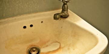 как отчистить ванну