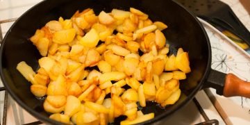 как пожарить картошку без масла
