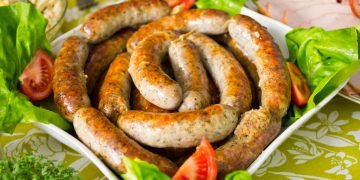 Как приготовить домашнюю колбасу