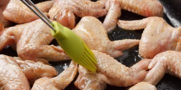 Как приготовить куриные крылышки