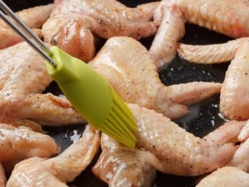 Как приготовить куриные крылышки