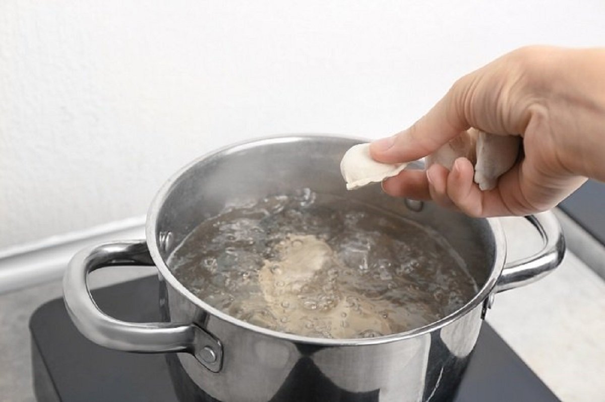 Как приготовить жареные пельмени