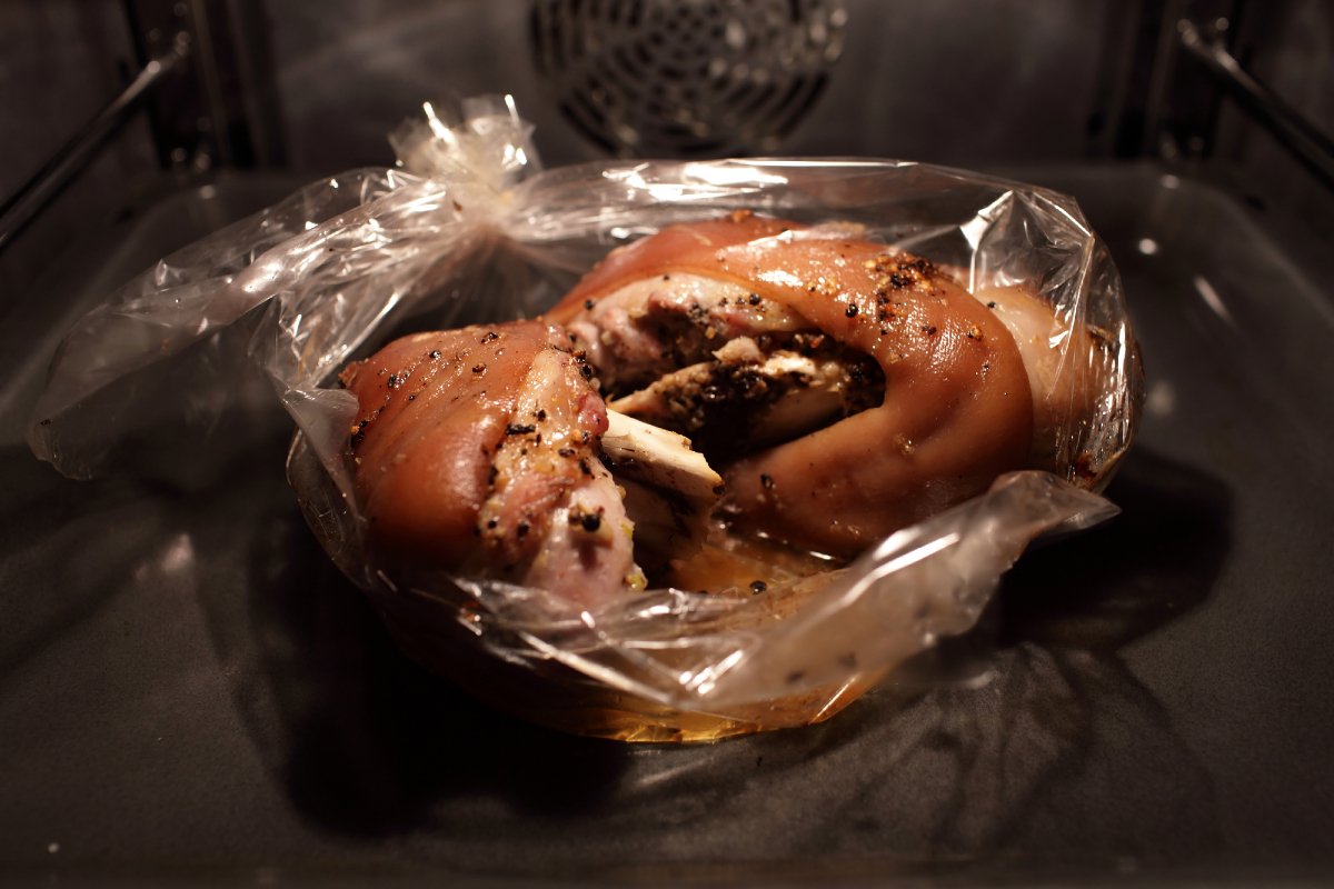 свинина в духовке