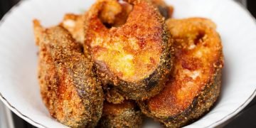 Как жарить рыбу на сковороде