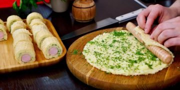 Картофель с сосисками