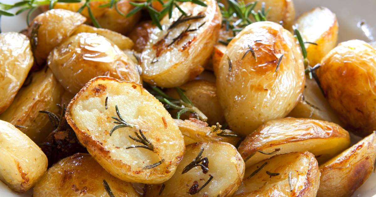 Картошка с салом в духовке