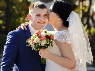 кому везет в любви