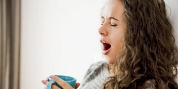 Ленивая девушка