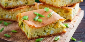 Ленивый пирог с яйцом