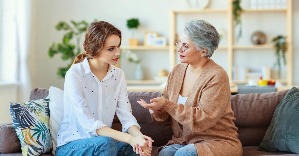 Мама любит сестру