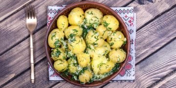 молодая картошка