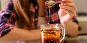 Можно ли пить чай с мёдом