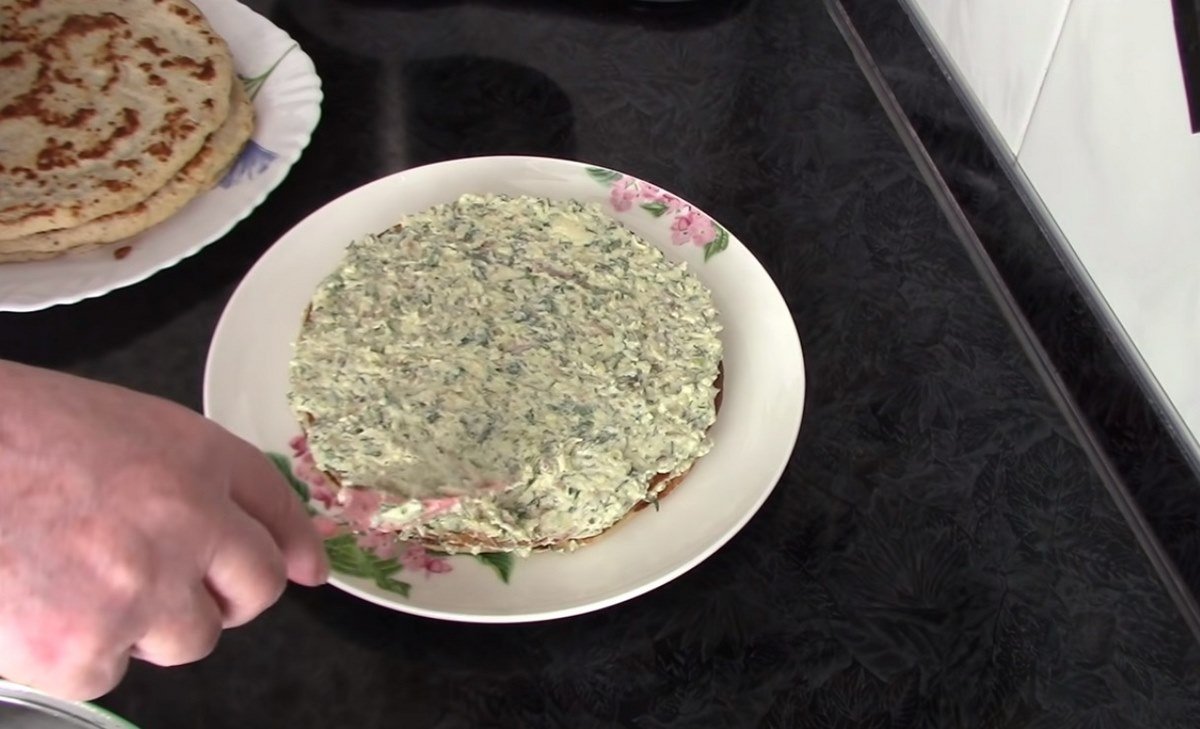 Мясной торт из куриного филе на радость мужчинам