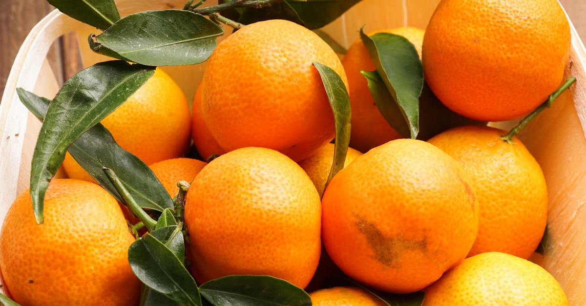 Мыть мандарины