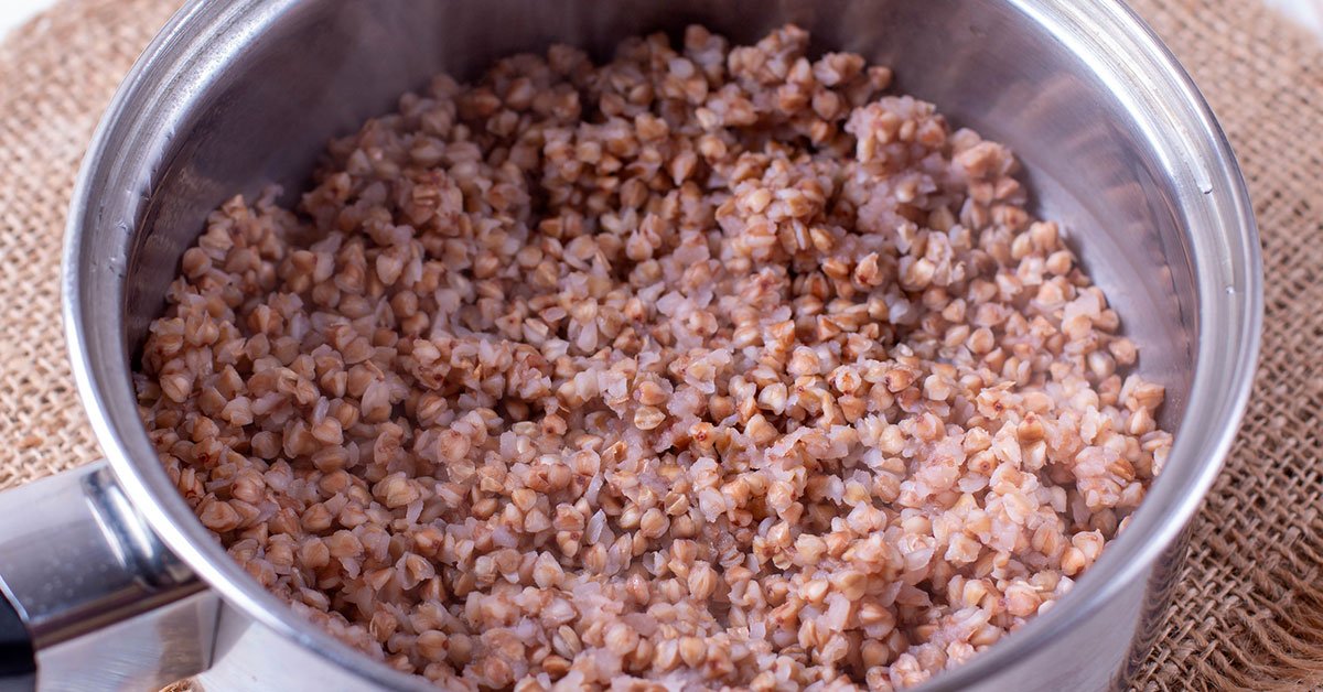 нужно ли помешивать гречку