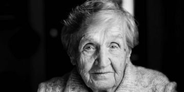 Одинокая старость