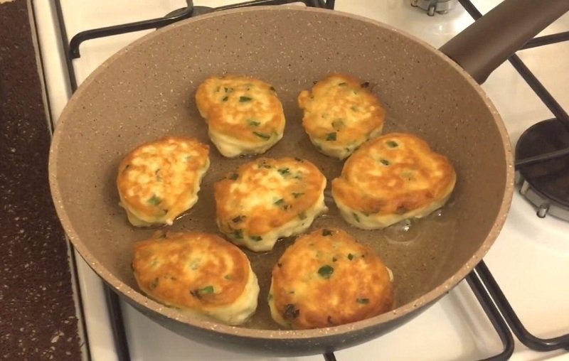 оладьи с луком