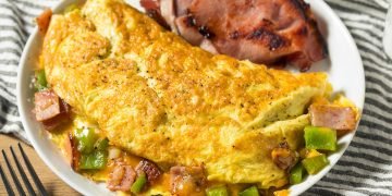 омлет с ветчиной и сыром