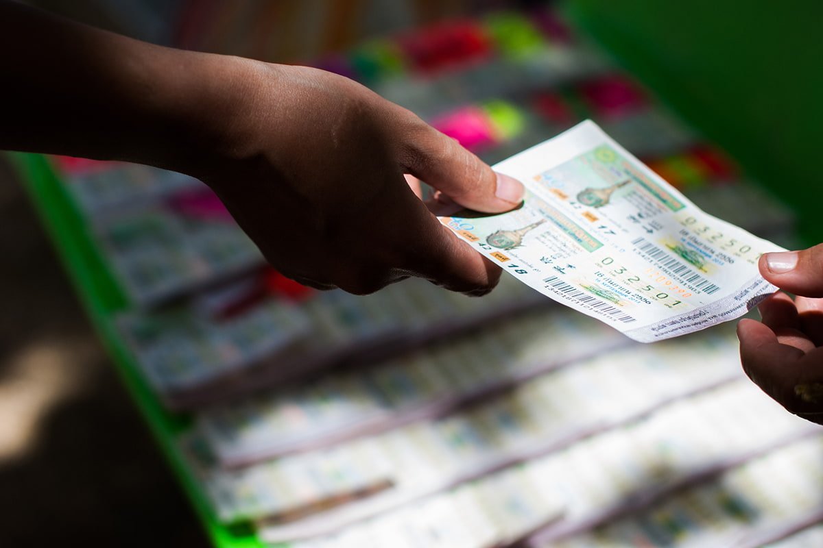 деньги денежные отношения