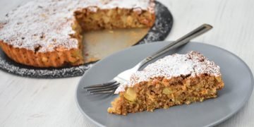 Овсяный пирог с яблоками