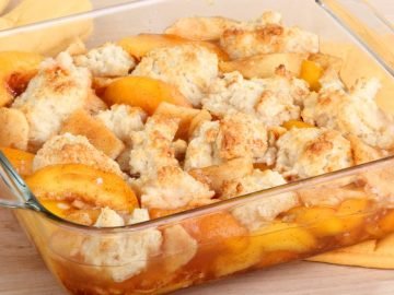 Персиковый коблер