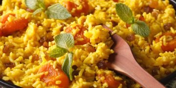 плов с сухофруктами