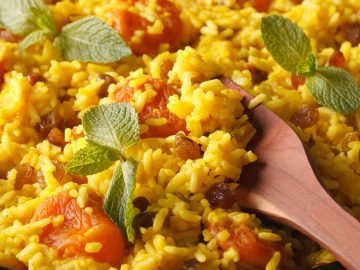 плов с сухофруктами