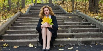 Почему женщины уходят