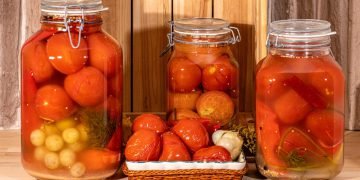 Помидоры с виноградом