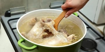 Приготовление костного бульона