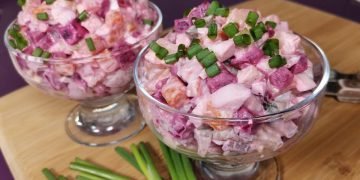 Салат с селедкой и свеклой