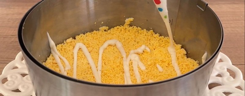 салат с ветчиной