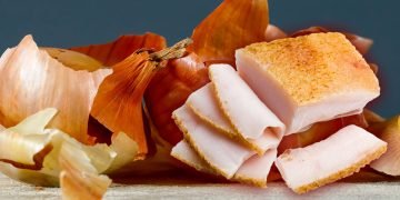 сало с черносливом