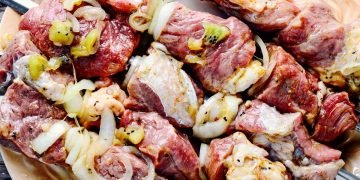 Шашлык с киви