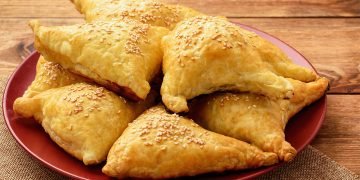 слойки с капустой