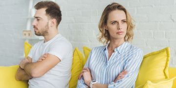 Соседи по комнате