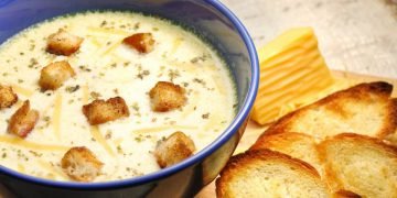 Сырный суп с курицей