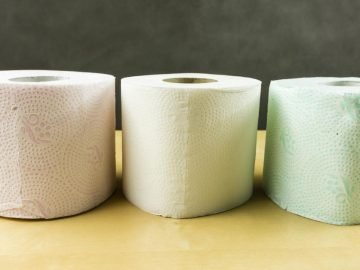 туалетная бумага в холодильнике