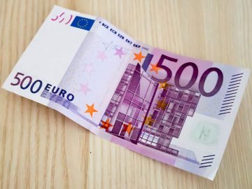 вещи которые нельзя класть на стол