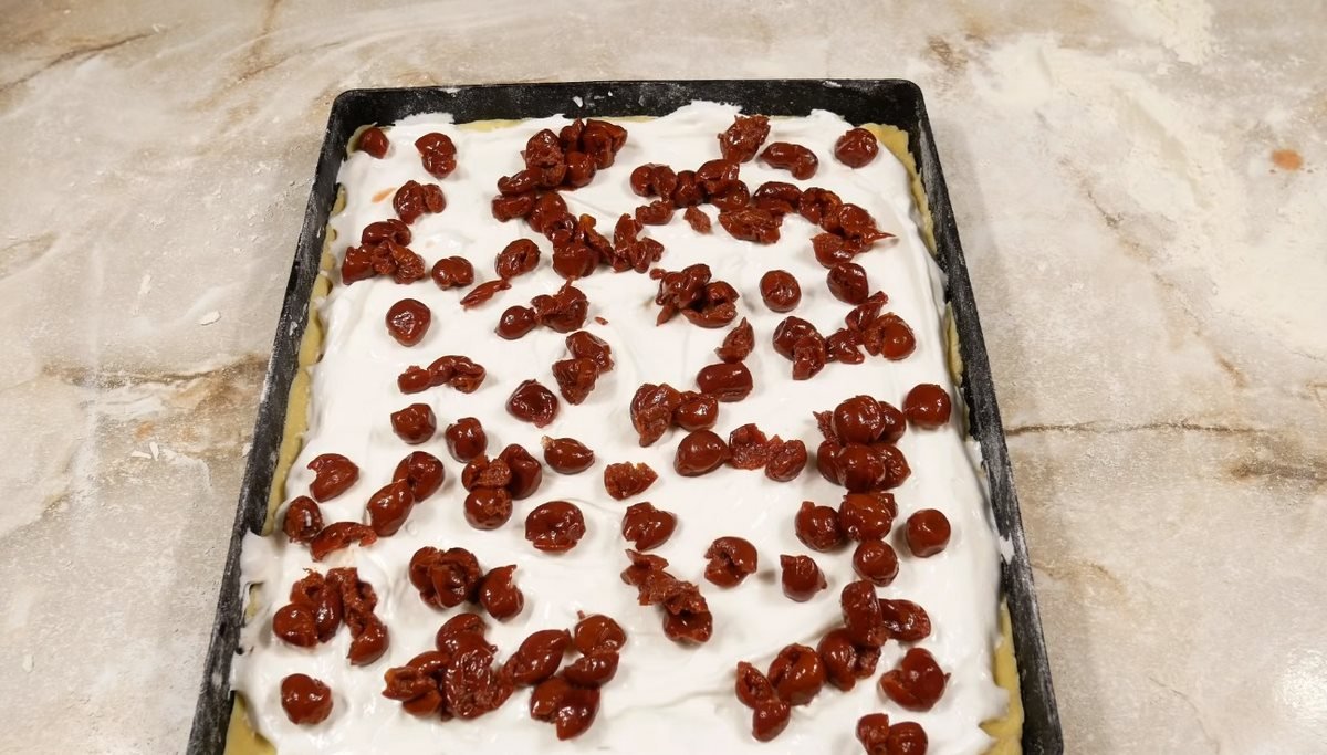 вишневая выпечка