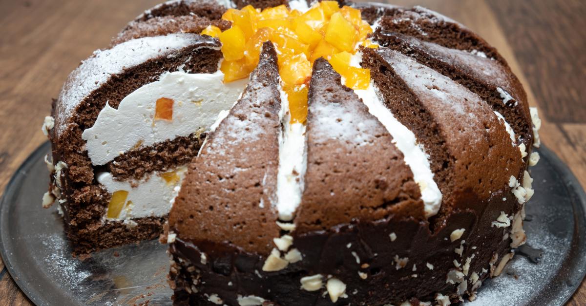 Вкусный бисквитный торт