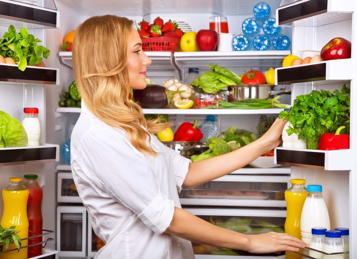 Почему ты неправильно используешь нижние ящики в холодильнике
